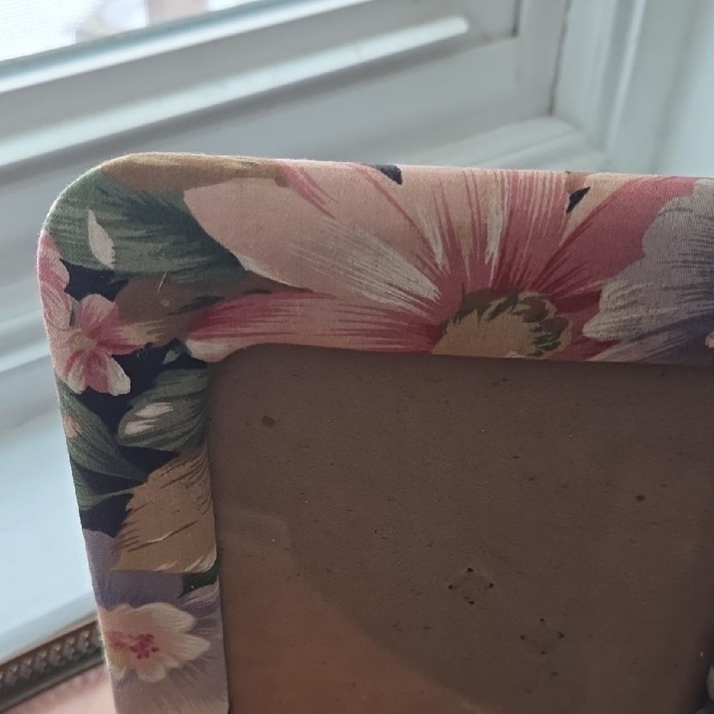 Floral Picture Frame - Picture 3 of 8